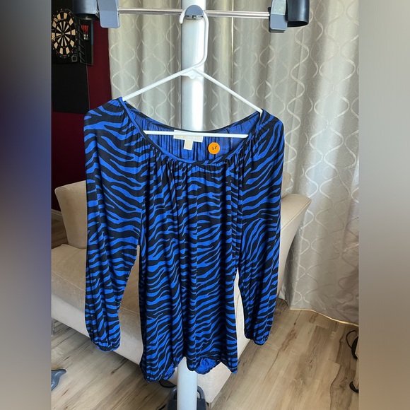 Michael Kors Bold Bengal Print Peasant Top - Picture 3 of 5